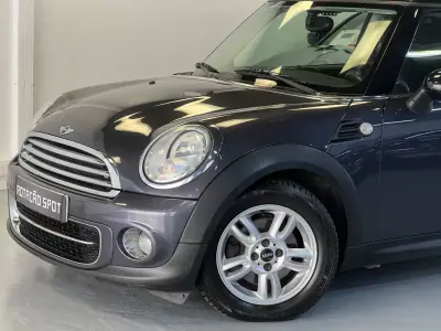 MINI 3 Portas 2012 - 6990 EUR, 185000 km - AUTO.MOTO.pt - 185000km - foto 39 de 41