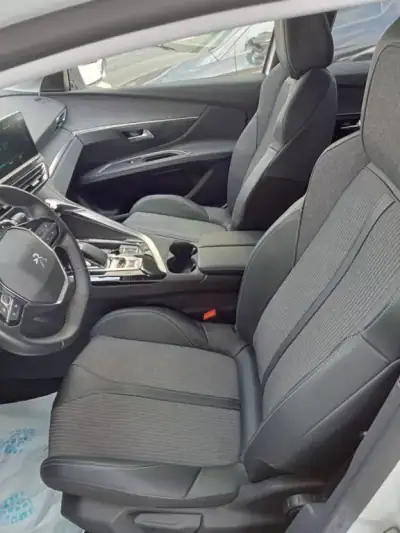 Peugeot 3008 2022 - 39950 EUR, 12000 km - AUTO.MOTO.pt - 12000km - foto 14 de 33