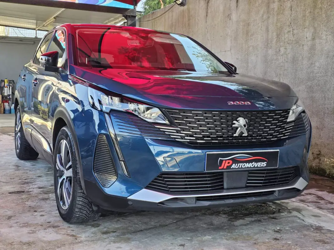 Peugeot 3008 2022 - 20999 EUR, 112000 km - AUTO.MOTO.pt - 112000km - foto 1 de 19