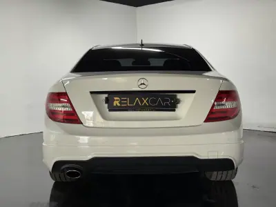 Mercedes-Benz C 250 2011 - 18500 EUR, 193000 km - AUTO.MOTO.pt - 193000km - foto 12 de 22