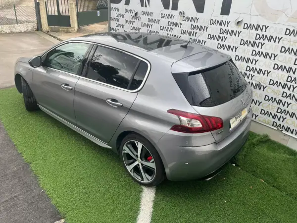 Peugeot 308 2016 - 15900 EUR, 150000 km - AUTO.MOTO.pt - 150000km - foto 7 de 20