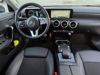Mercedes-Benz CLA 180 2022 - 25900 EUR, 146000 km - AUTO.MOTO.pt - 146000km - foto 11 de 17