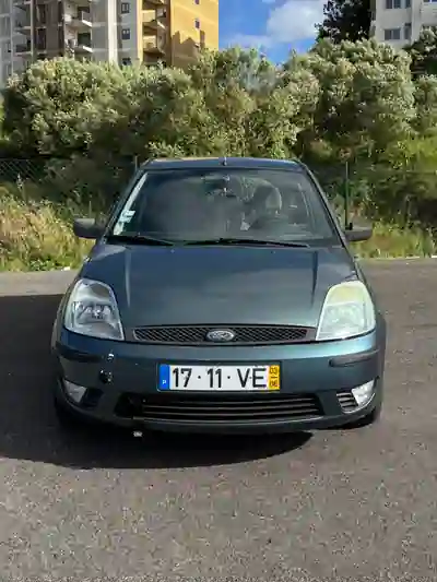 Ford Fiesta 2003 - 2490 EUR, 181000 km - foto 3 de 5