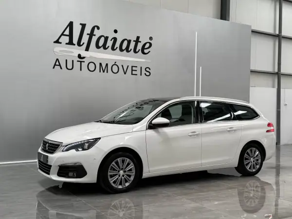 Peugeot 308 SW 2018 - 12490 EUR, 130000 km - AUTO.MOTO.pt - 130000km - foto 2 de 6