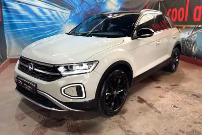 Volkswagen T-Roc 2023 - 21100 EUR, 51000 km - AUTO.MOTO.pt - 51000km - foto 10 de 49