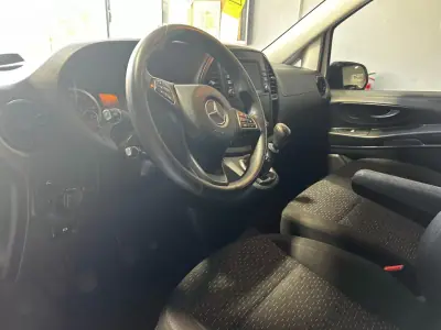 Mercedes-Benz Vito 2021 - 14500 EUR, 160000 km - 160000km - foto 8 de 24