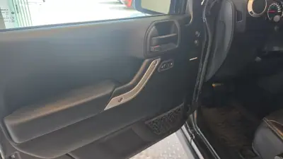 Jeep Wrangler Unlimited 2018 - 49500 EUR, 104894 km - AUTO.MOTO.pt - 104894km - foto 38 de 63