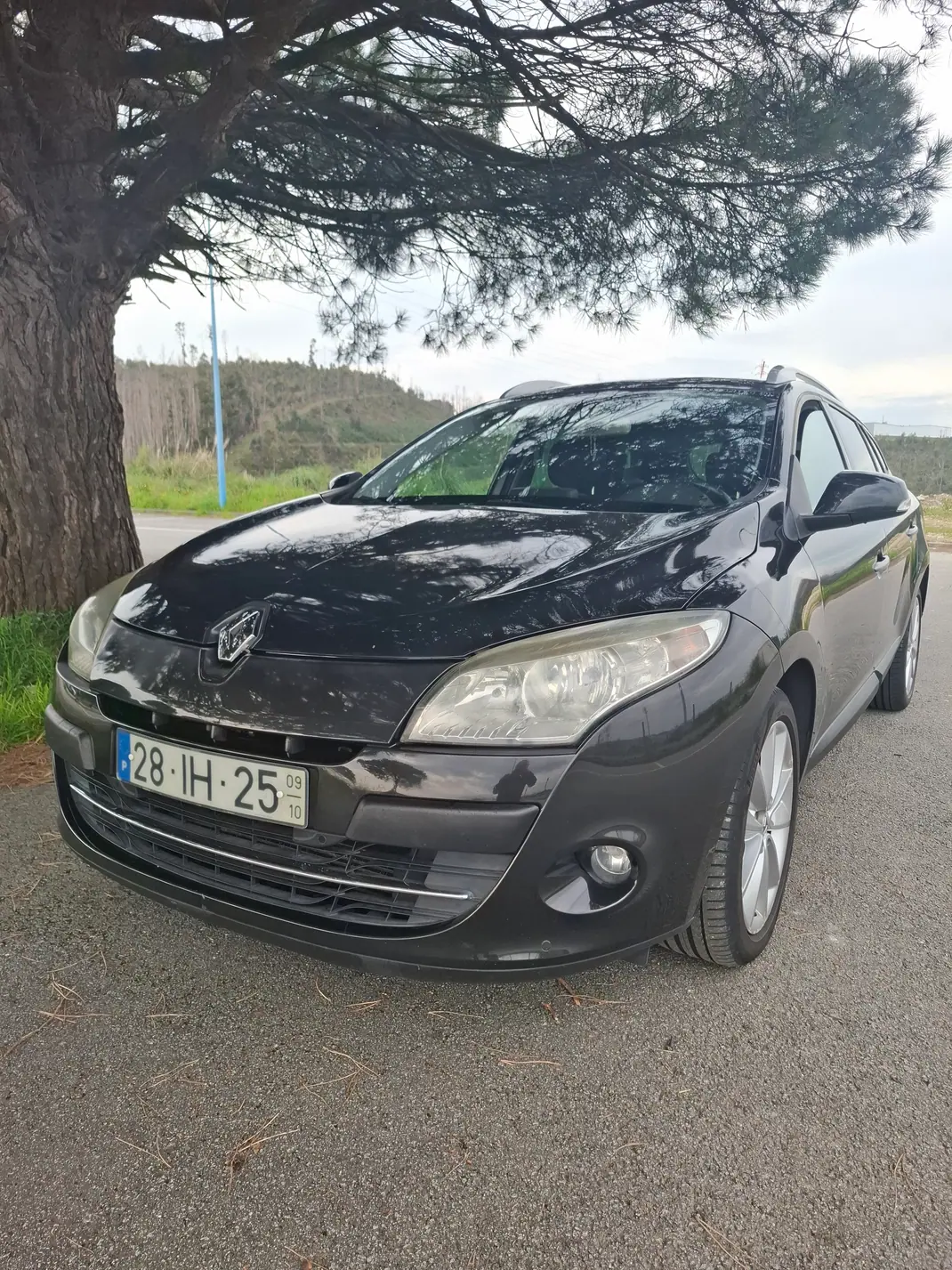 Renault Mégane Sport Tourer 2009 - 3750 EUR, 346000 km - AUTO.MOTO.pt - 346000km - foto 1 de 14