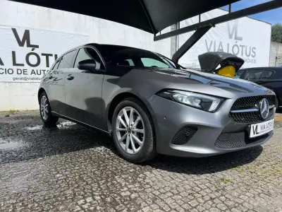 Mercedes-Benz A 180 2019 - 19000 EUR, 200150 km - AUTO.MOTO.pt - 200150km - foto 3 de 14