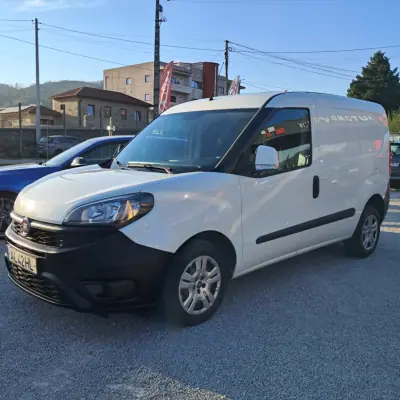 Fiat Doblo 2021 — foto 3 de 13