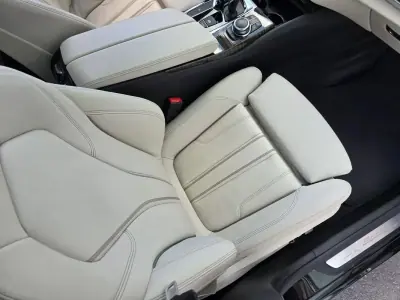 BMW 520 2019 - 30990 EUR, 98500 km - AUTO.MOTO.pt - 98500km - foto 31 de 44