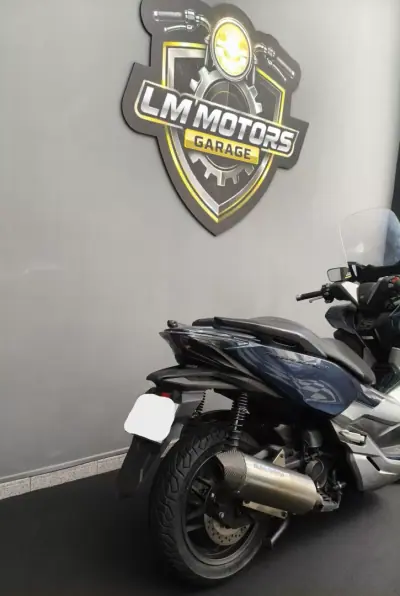 Honda Forza 2018 - 3890 EUR, 41000 km - AUTO.MOTO.pt - 41000km - foto 3 de 21