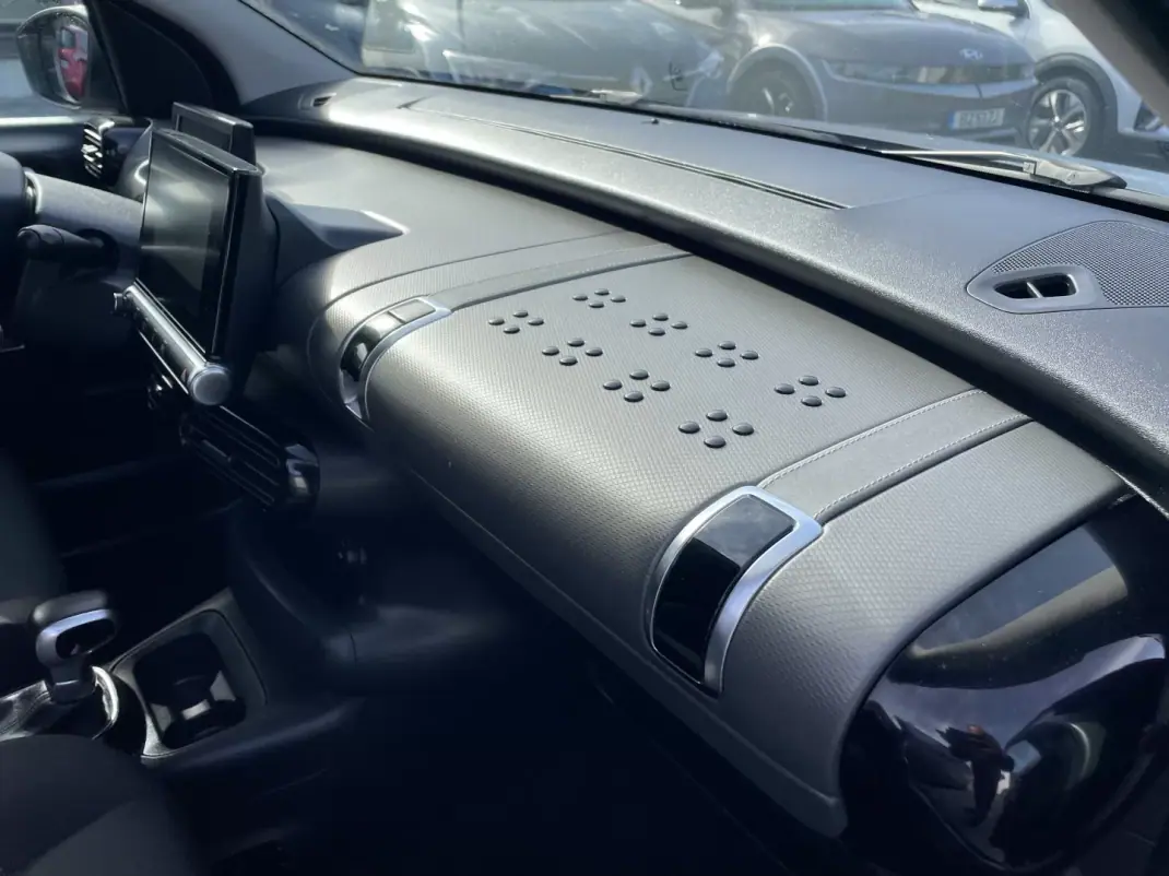 Citroën C4 Cactus 2019 - 12995 EUR, 70182 km - AUTO.MOTO.pt - 70182km - foto 27 de 37