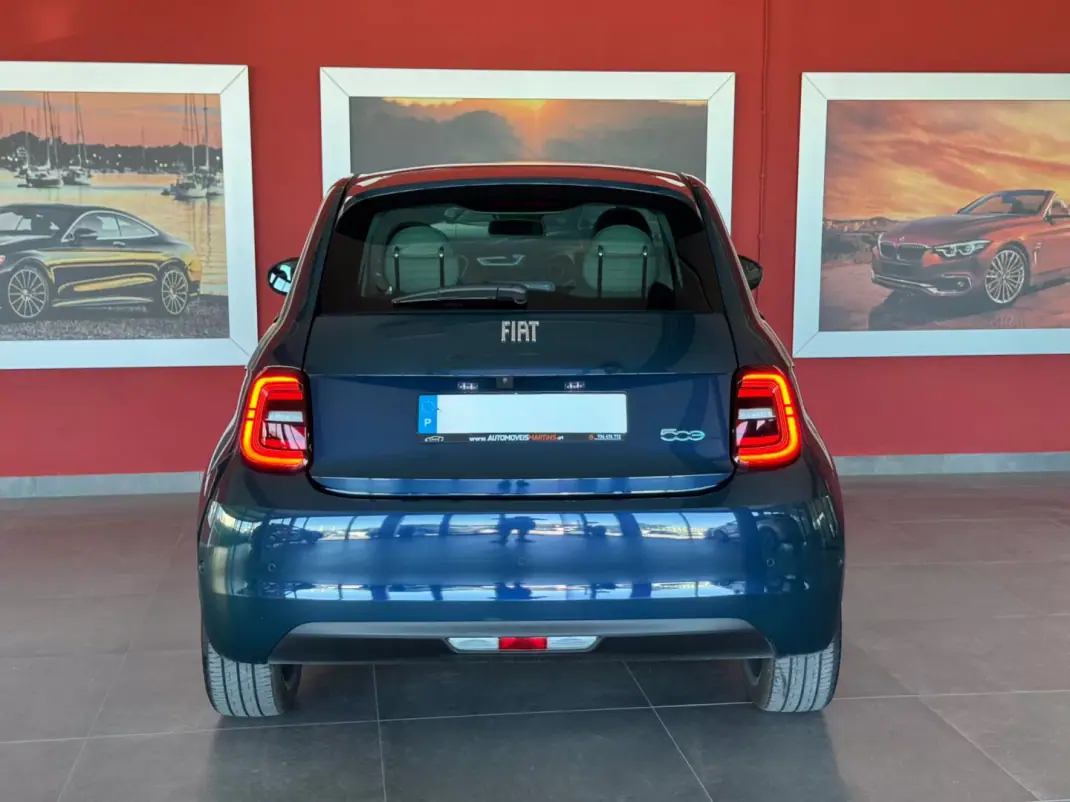 Fiat 500e 2022 - 20990 EUR, 11352 km - 11352km - foto 11 de 23