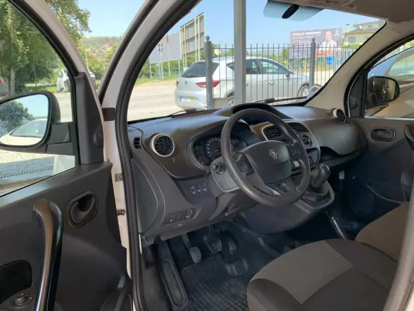 Renault KANGOO EXPRESS 1.5 DCI 115HP ENERGY MAXI BUSINESS 2019 - 11500 EUR, 150121 km - AUTO.MOTO.pt - 150121km - foto 9 de 15