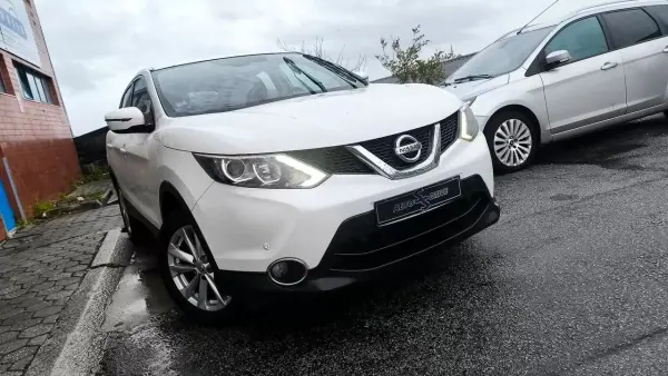 Nissan Qashqai 2015 - 11500 EUR, 190000 km - AUTO.MOTO.pt - 190000km - foto 2 de 21