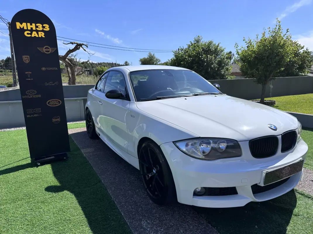 BMW 120 2009 - 9900 EUR, 220000 km - AUTO.MOTO.pt - 220000km - foto 1 de 60