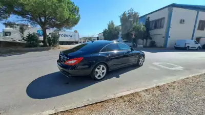 Mercedes-Benz CLS 250 2011 - 22980 EUR, 167559 km - AUTO.MOTO.pt - 167559km - foto 22 de 54