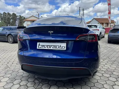 Tesla Model Y 2024 - 34500 EUR, 38000 km - 38000km - foto 8 de 25