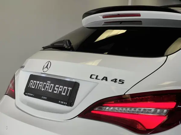 Mercedes-Benz CLA 45 AMG 2019 - 39990 EUR, 95000 km - AUTO.MOTO.pt - 95000km - foto 53 de 57