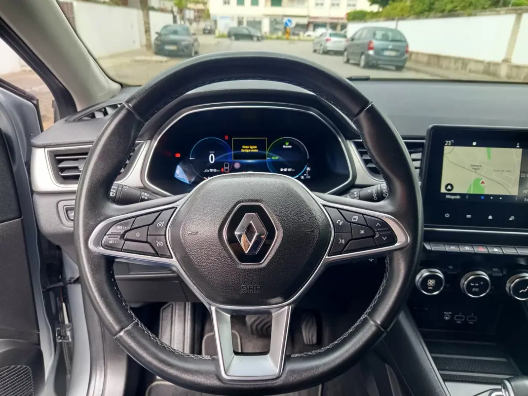 Renault Captur 2021 - 19490 EUR, 73113 km - AUTO.MOTO.pt - 73113km - foto 17 de 20