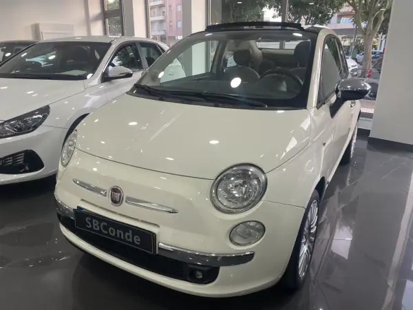 Fiat 500C 2010 - 7990 EUR, 107061 km - AUTO.MOTO.pt - 107061km - foto 14 de 18