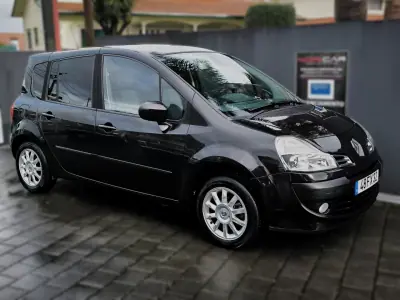 Renault Modus 2008 - 4500 EUR, 132000 km - AUTO.MOTO.pt - 132000km - foto 16 de 42
