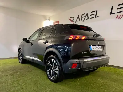 Peugeot 2008 2021 - 16950 EUR, 182000 km - AUTO.MOTO.pt - 182000km - foto 8 de 32