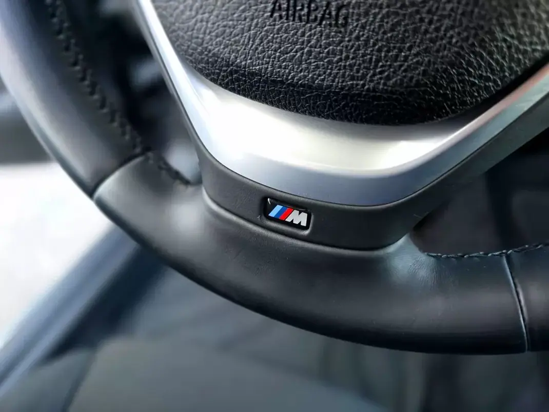 BMW 118 2013 - 12500 EUR, 140000 km - AUTO.MOTO.pt - 140000km - foto 15 de 35