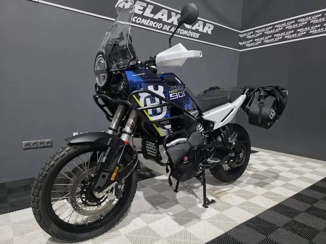 Husqvarna Norden 901 Expedition 2023 - 14990 EUR, 2000 km - AUTO.MOTO.pt - 2000km - foto 1 de 18