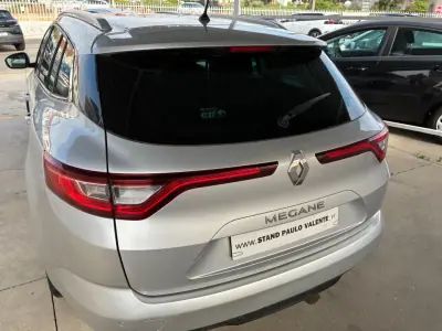 Renault Mégane Sport Tourer 2019 - 9900 EUR, 193000 km - AUTO.MOTO.pt - 193000km - foto 4 de 19