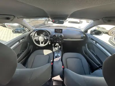 Audi A3 Sportback 2019 - 17950 EUR, 179954 km - 179954km - foto 17 de 22