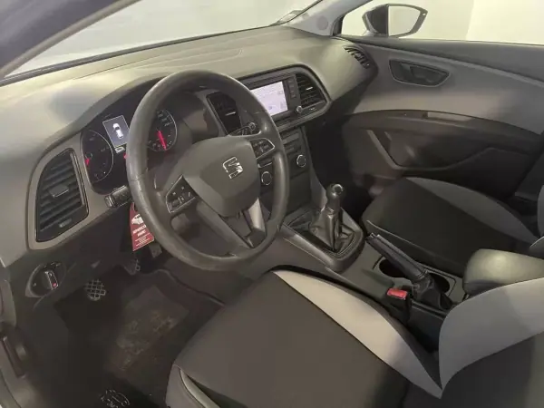 SEAT Leon 2013 - 8500 EUR, 258000 km - AUTO.MOTO.pt - 258000km - foto 16 de 27