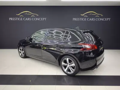 Peugeot 308 2017 - 13950 EUR, 183610 km - AUTO.MOTO.pt - 183610km - foto 5 de 45