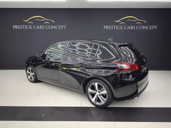 Peugeot 308 2017 - 13950 EUR, 183610 km - AUTO.MOTO.pt - 183610km - foto 5 de 45
