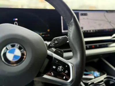 BMW 520 2024 - 52450 EUR, 45000 km - AUTO.MOTO.pt - 45000km - foto 21 de 27