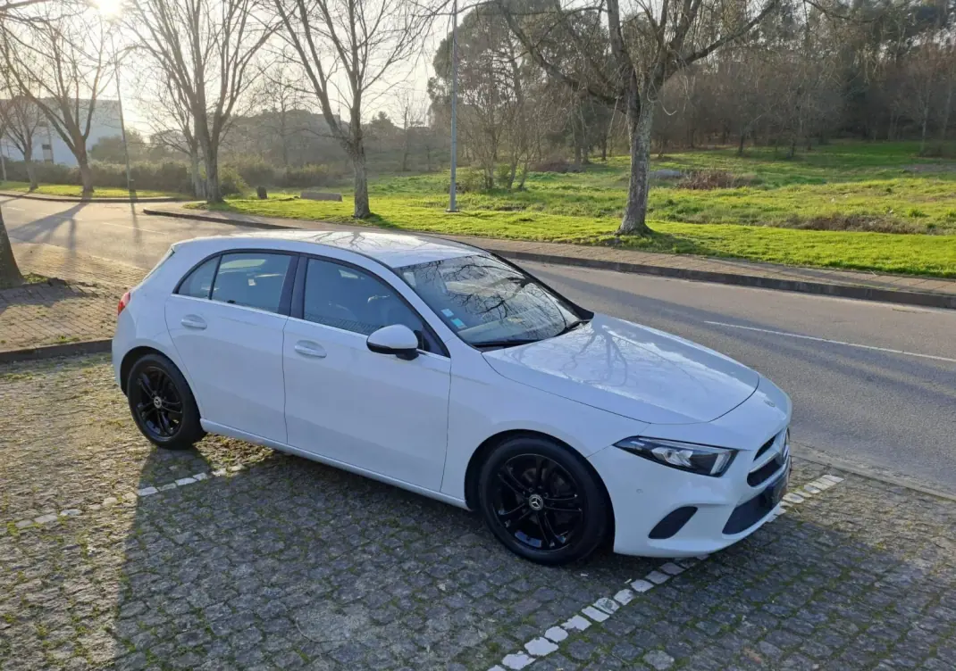 Mercedes-Benz A 180 2019 - 20990 EUR, 179000 km - AUTO.MOTO.pt - 179000km - foto 7 de 13