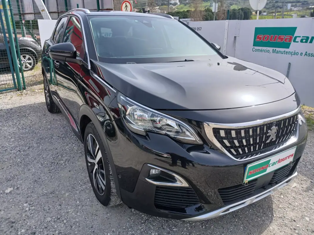 Peugeot 3008 2018 - 13450 EUR, 136692 km - AUTO.MOTO.pt - 136692km - foto 5 de 25