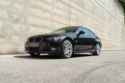 BMW 320 2007 - 12490 EUR, 230000 km - AUTO.MOTO.pt - 230000km - foto 14 de 42