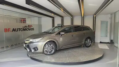 Toyota Avensis Touring Sports 2016 - 14900 EUR, 212217 km - AUTO.MOTO.pt - 212217km - foto 2 de 57