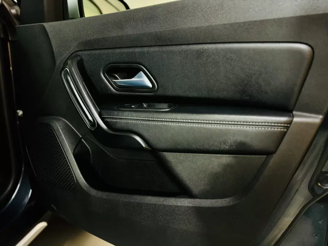 Dacia Duster 2020 - 15750 EUR, 128000 km - AUTO.MOTO.pt - 128000km - foto 56 de 60