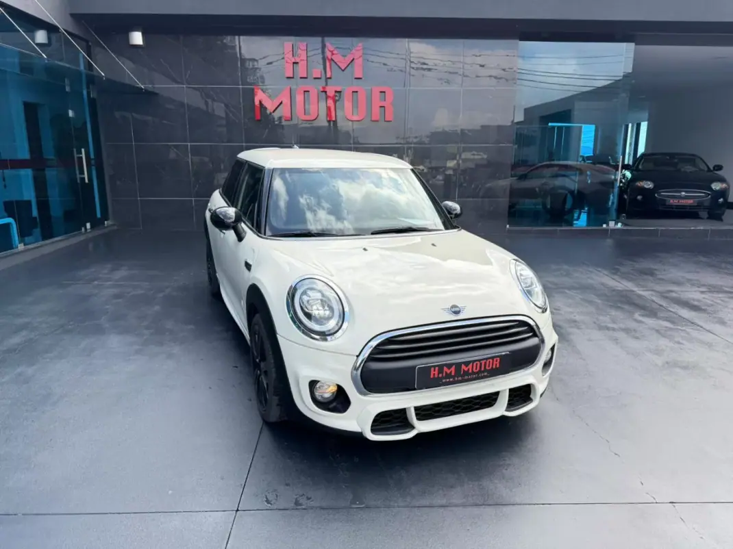 MINI Cooper 2018 - 17900 EUR, 144000 km - AUTO.MOTO.pt - 144000km - foto 1 de 12