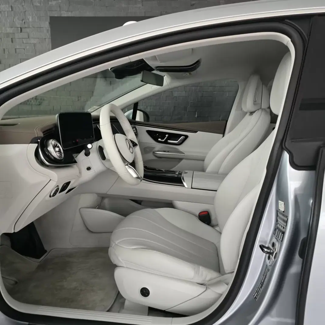 Mercedes-Benz EQE 2023 - 44900 EUR, 108002 km - AUTO.MOTO.pt - 108002km - foto 17 de 40