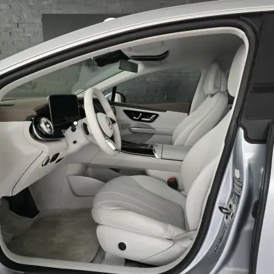 Mercedes-Benz EQE 2023 - 44900 EUR, 108002 km - AUTO.MOTO.pt - 108002km - foto 17 de 40