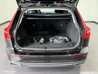 Volvo V60 2021 - 25990 EUR, 82125 km - AUTO.MOTO.pt - 82125km - foto 44 de 51