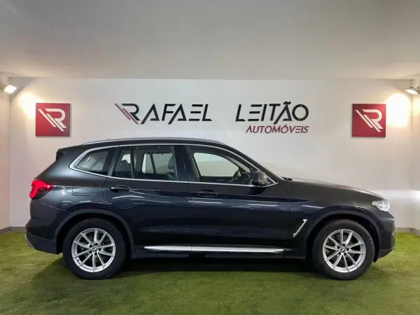 BMW X3 2021 - 27900 EUR, 236000 km - AUTO.MOTO.pt - 236000km - foto 6 de 34