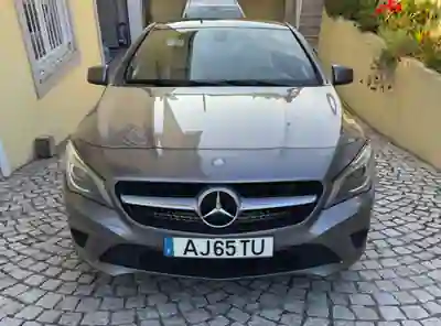 Mercedes-Benz CLA 180 2015 - 13500 EUR, 173000 km - 173000km - foto 1 de 5
