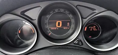 Citroën C4 2011 - 6500 EUR, 290000 km - AUTO.MOTO.pt - 290000km - foto 12 de 20
