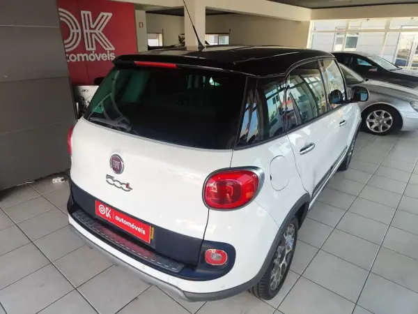 Fiat 500L 2013 - 7990 EUR, 194500 km - AUTO.MOTO.pt - 194500km - foto 10 de 33