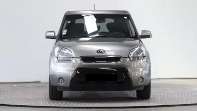 Kia Soul 2009 - 6999 EUR, 160000 km - AUTO.MOTO.pt - 160000km - foto 2 de 17